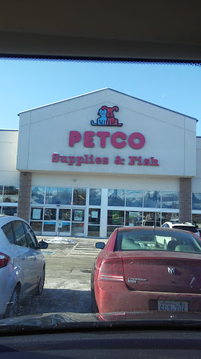 Pet Supply Store «Petco Animal Supplies», reviews and photos, 516 Valley Mall Pkwy, East Wenatchee, WA 98802, USA