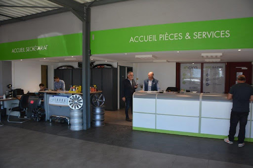 Photo 3 - CASSE RN 74 (PIECES AUTO OCCASION)