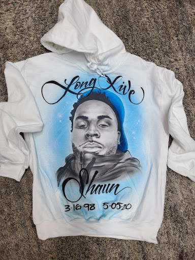 Airbrushing Service «Midwest Ink Airbrushing & Custom T-shirt Screen Print Shop», reviews and photos, 4733 S Ashland Ave, Chicago, IL 60609, USA