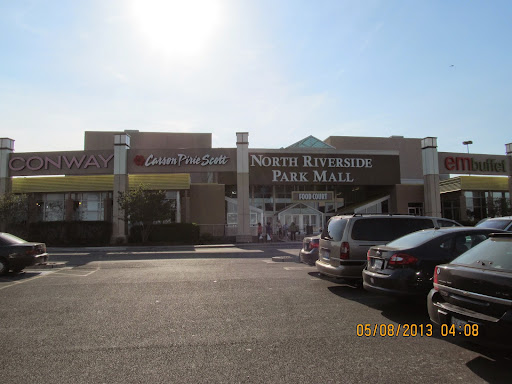 Shopping Mall «North Riverside Park Mall», reviews and photos, 7501 W Cermak Rd, N Riverside, IL 60546, USA