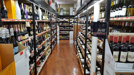 Liquor Store «Save Rite Discount Liquors», reviews and photos, 2114 NJ-35, Oakhurst, NJ 07755, USA