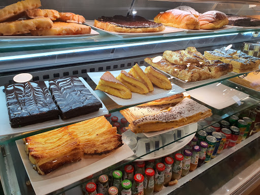 Pastelaria Cosmopolis no Amora, Setúbal