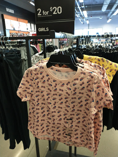 Sporting Goods Store «Nike Factory Store», reviews and photos, 1600 Saratoga Ave #213, San Jose, CA 95129, USA