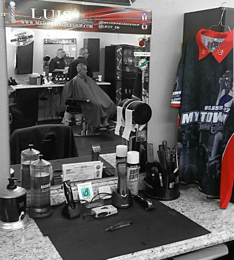 Custom T-shirt Store «Toplevel Sportswear», reviews and photos, 1810 Lakeland Hills Blvd, Lakeland, FL 33805, USA