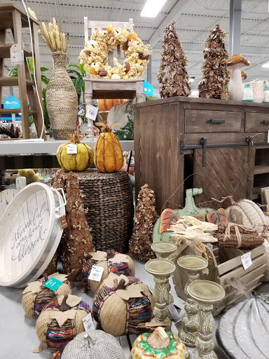 Home Goods Store «At Home», reviews and photos, 1840 Greeley Mall, Greeley, CO 80631, USA