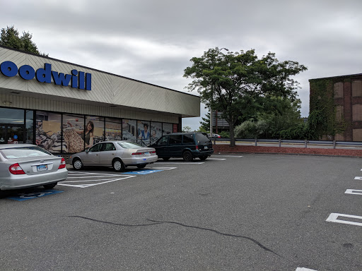 Store «Goodwill», reviews and photos, 190 Columbus Blvd, New Britain, CT 06051, USA