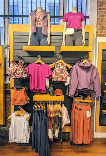 Sportswear Store «lululemon», reviews and photos, 327 Grant Ave, San Francisco, CA 94108, USA