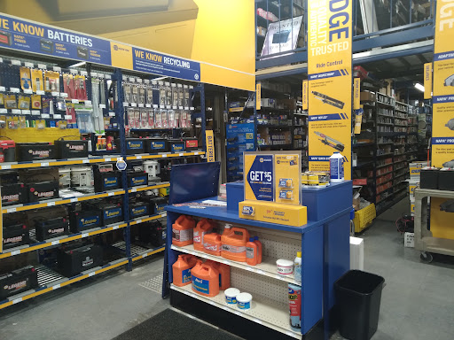 Auto Parts Store «NAPA Auto Parts - Genuine Parts Company», reviews and photos, 411 N Midler Ave, Syracuse, NY 13206, USA