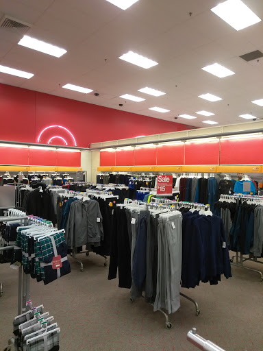 Department Store «Target», reviews and photos, 2621 Schaumburg Rd, Schaumburg, IL 60194, USA