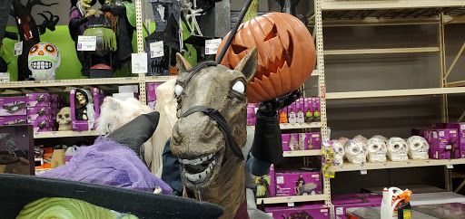 Home Improvement Store «The Home Depot», reviews and photos, 140 Countryside Plaza, Countryside, IL 60525, USA