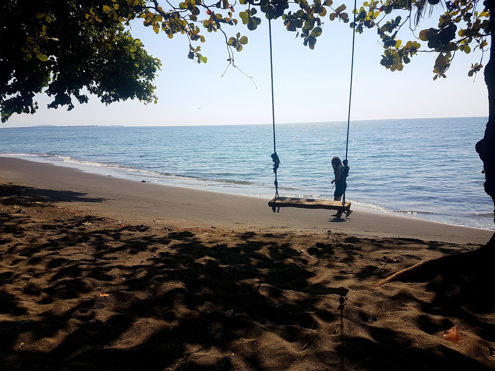 Foto de Impos Beach - lugar popular entre los conocedores del relax