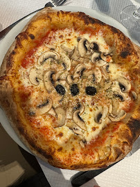 Pizza du Restaurant italien Pizzeria Napoli Chez Nicolo & Franco Morreale à Lyon - n°18