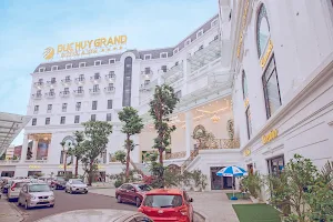 Khách sạn Đức Huy Grand Lào Cai image