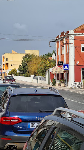 Av. José Gregório 169, 2430-275 M.nha Grande