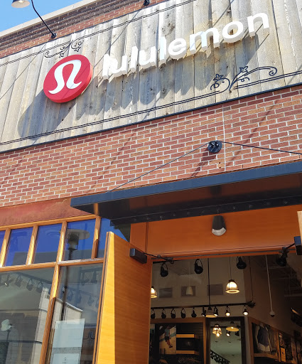 Sportswear Store «lululemon», reviews and photos, 574 N Midvale Blvd, Madison, WI 53705, USA