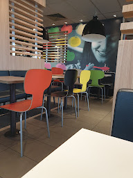 Photo n°97 de McDonald's à Valserhône ()