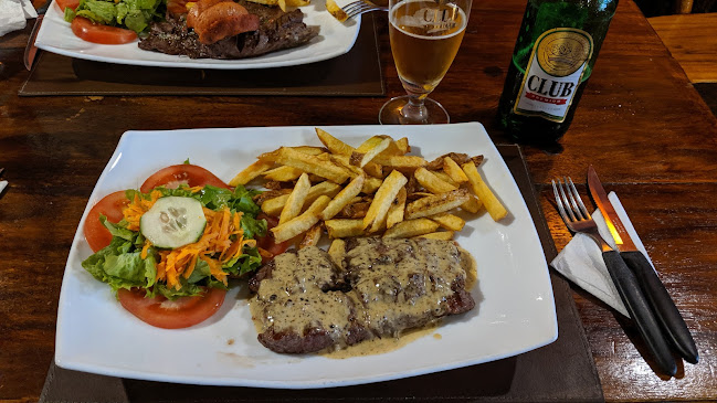 Opiniones de Steak House BAMBU en Baños de Agua Santa - Restaurante