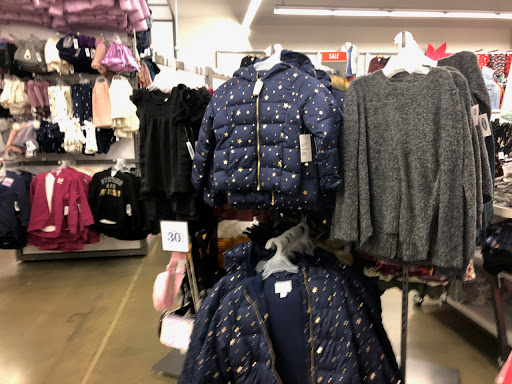 Clothing Store «Old Navy», reviews and photos, 19401 Alderwood Mall Pkwy, Lynnwood, WA 98036, USA