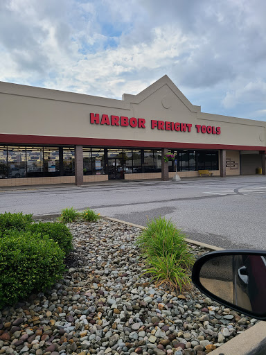 Hardware Store «Harbor Freight Tools», reviews and photos, 6000 Mahoning Ave STE 20, Austintown, OH 44515, USA