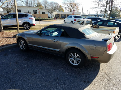 Used Car Dealer «Pre-Owned Car & Truck Liquidation Center», reviews and photos, 1510 S Military Hwy, Chesapeake, VA 23320, USA