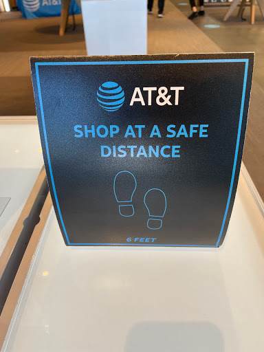 Cell Phone Store «AT&T», reviews and photos, 1812 N Westshore Blvd, Tampa, FL 33607, USA