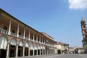 Parcheggio Piazza Martiri della Libertà image