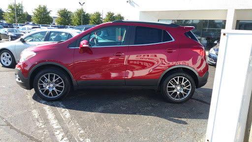 Car Dealer «Sellers Buick GMC», reviews and photos, 38000 Grand River Ave, Farmington, MI 48335, USA