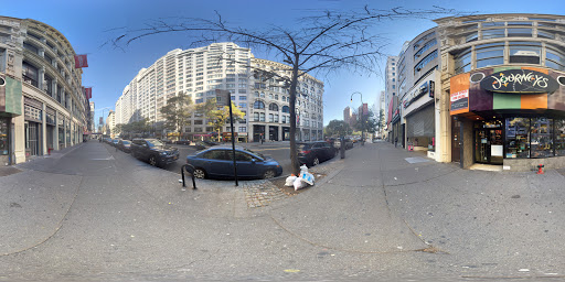 Shoe Store «Journeys», reviews and photos, 42B W 14th St, New York, NY 10011, USA