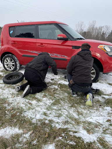 Auto Parts Store «Advance Auto Parts», reviews and photos, 1415 S Saginaw Rd, Midland, MI 48640, USA