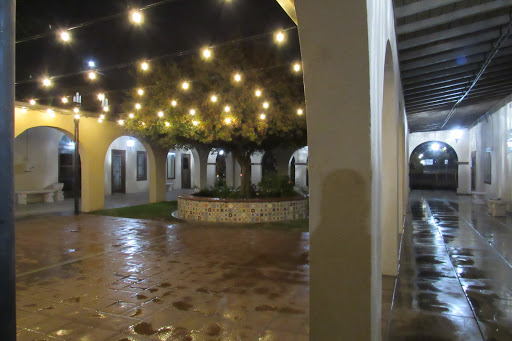 Funeral Home «Tinkler Funeral Chapel & Crematory», reviews and photos, 475 N Broadway St, Fresno, CA 93701, USA