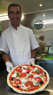 Plats et boissons du Pizzeria restaurant camion pizza sarkis à La Salle-les-Alpes - n°4