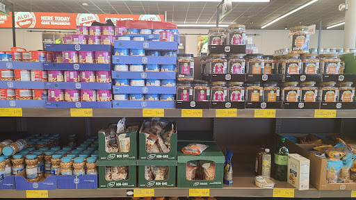 Supermarket «ALDI», reviews and photos, 614 Middle Country Rd, Selden, NY 11784, USA