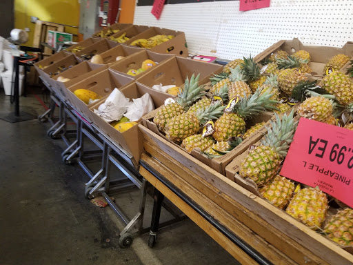 Mexican Grocery Store «La Huerta Mexican & Latin Market», reviews and photos, 405 E Smith St, Kent, WA 98030, USA