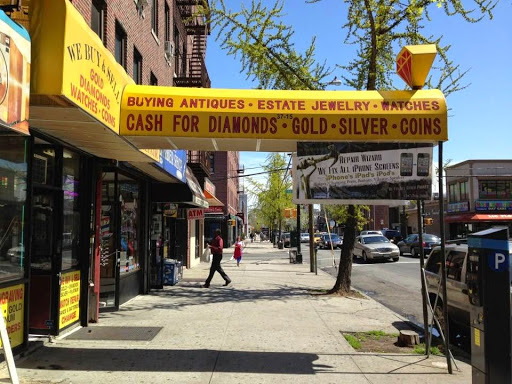 Jeweler «K & D Jewelry & Gold Buyers», reviews and photos, 37-15 Ditmars Blvd, Astoria, NY 11105, USA