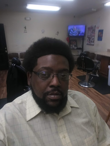 Barber Shop «C T & D Barber Shop», reviews and photos, 18 Potomac Ave, Greenville, SC 29605, USA