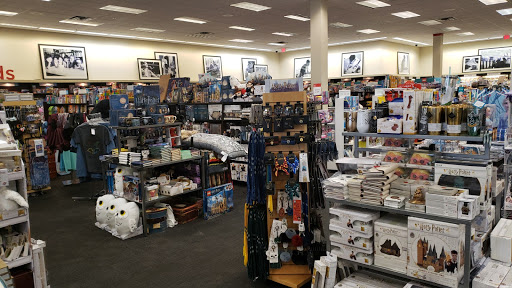 Book Store «Books-A-Million», reviews and photos, 318 Cox Creek Pkwy, Florence, AL 35630, USA