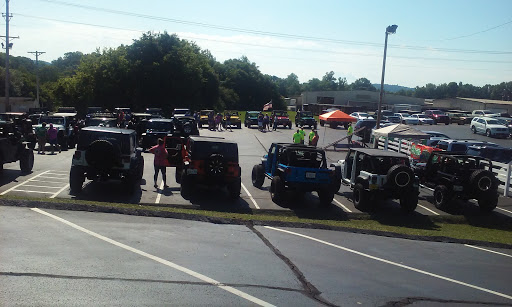 Chrysler Dealer «Bill Boruff Ram SuperCenter», reviews and photos, 120 Auto Ln, Sparta, TN 38583, USA