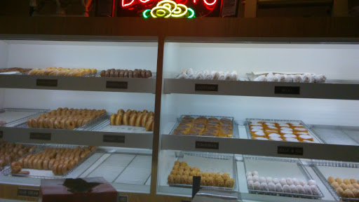 Donut Shop «Donutville U.S.A.», reviews and photos, 14829 Ford Rd, Dearborn, MI 48126, USA