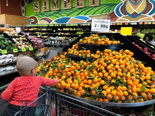Supermarket «Simply Fresh Market», reviews and photos, 284 Dupont St #180, Corona, CA 92879, USA