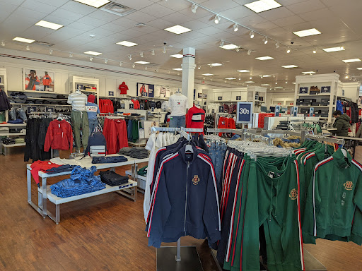 Shopping Mall «Clarksburg Premium Outlets», reviews and photos, 22705 Clarksburg Rd, Clarksburg, MD 20871, USA