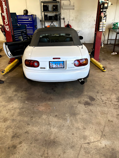 Transmission Shop «AAMCO Transmissions & Total Car Care», reviews and photos, 7218 S Virginia Rd, Crystal Lake, IL 60014, USA