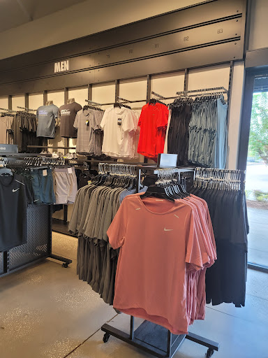 Sporting Goods Store «Nike Factory Store», reviews and photos, 15609 FL-535, Orlando, FL 32821, USA