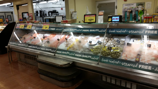 Shopping Mall «Rose Hill Shopping Center», reviews and photos, 600 Columbus Ave, Thornwood, NY 10594, USA