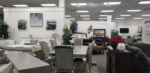 Furniture Store «Badcock Home Furniture & More of South Florida», reviews and photos, 3051 N Powerline Rd, Pompano Beach, FL 33069, USA