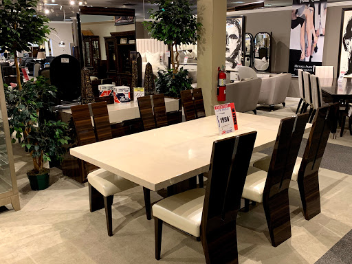 Furniture Store «JR Furniture Gresham», reviews and photos, 40 NW Burnside Rd, Gresham, OR 97030, USA