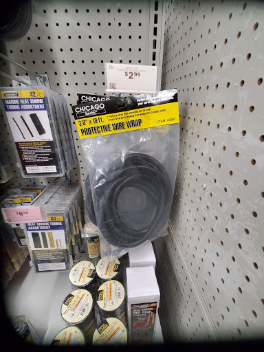 Hardware Store «Harbor Freight Tools», reviews and photos, 34600 Warren Rd, Westland, MI 48185, USA