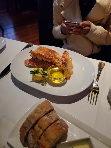 Shopping Mall «The Bluffs Shopping Center», reviews and photos, 1302 - 1380 Bison Ave, Newport Beach, CA 92660, USA