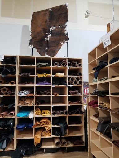 Craft Store «Tandy Leather Portland-21», reviews and photos, 13221 NE Whitaker Way, Portland, OR 97230, USA