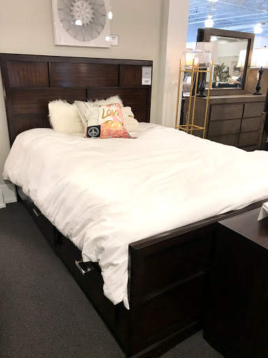 Furniture Store «American Signature Furniture», reviews and photos, 2130 Gallatin Pike N, Madison, TN 37115, USA