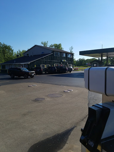 Tobacco Shop «Two Eagles Smoke Shop and Gas Mart», reviews and photos, 852 Bloomingdale Rd, Basom, NY 14013, USA